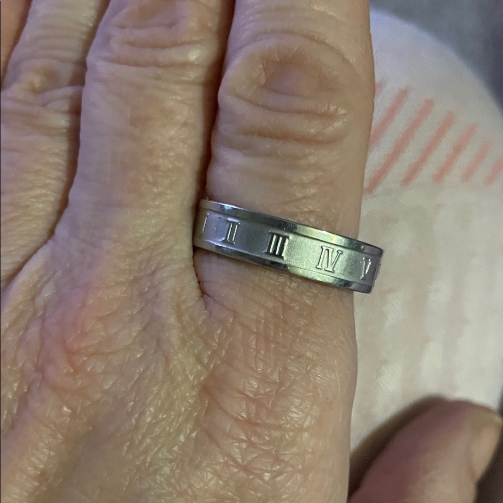 Silver Roman Numeral Ring- new